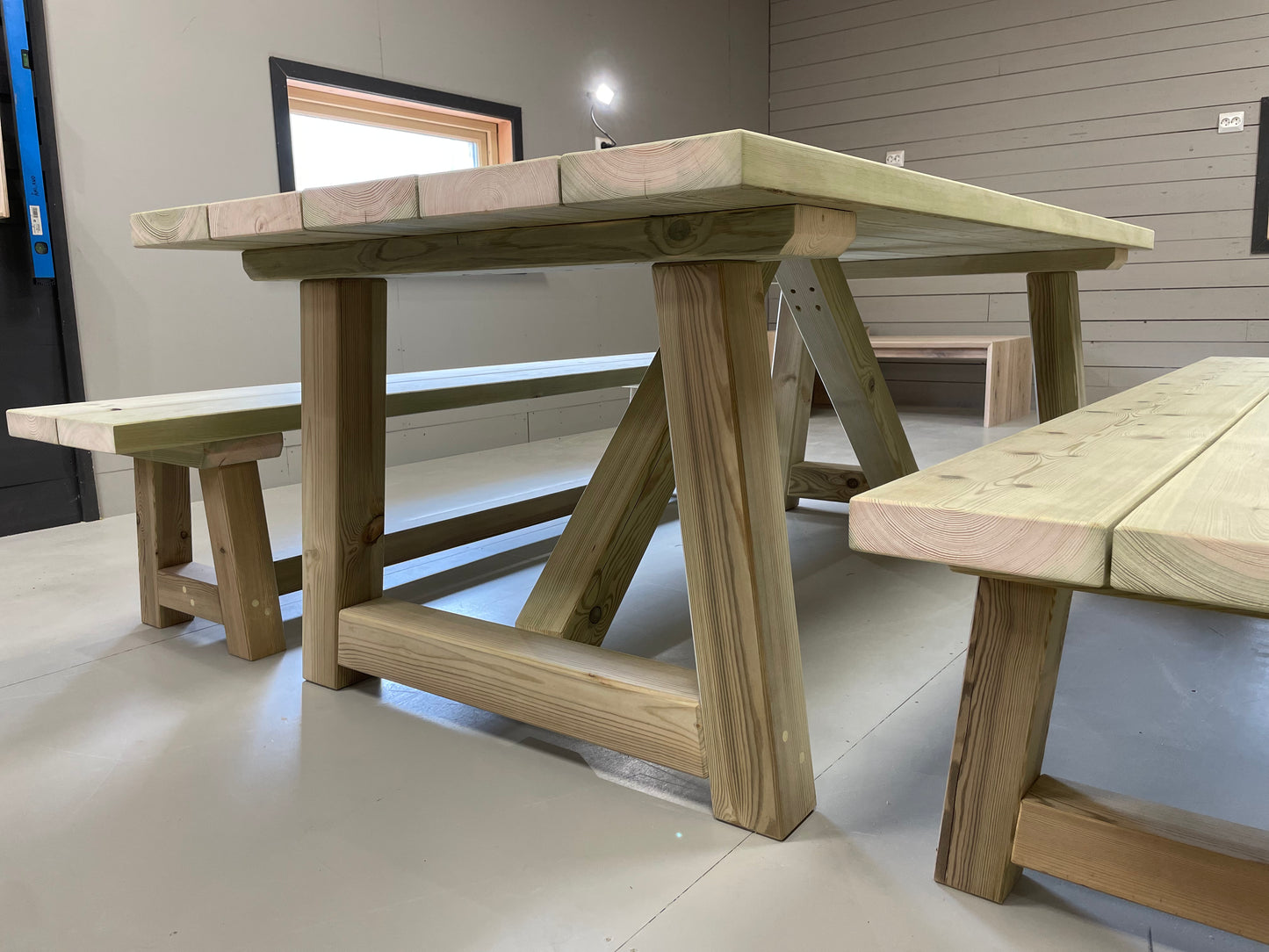 Farmhouse Furniture Set: Natural Finish